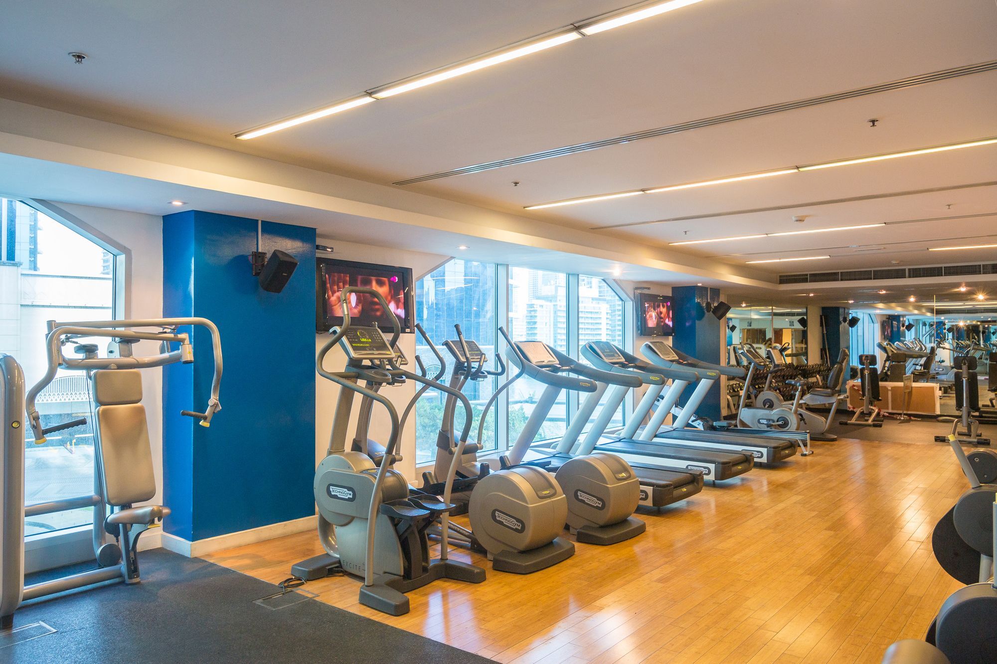- Marina Promenade Apartment *